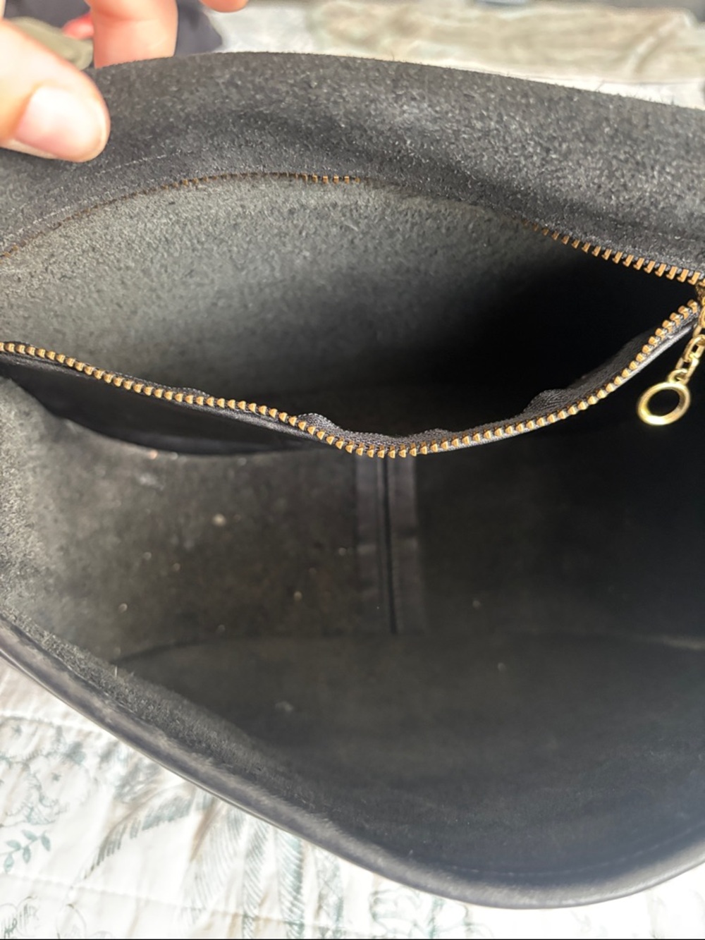 VTG Coach Black Leather Satchel with Gold-Tone Hardware - Picture 10 of 12